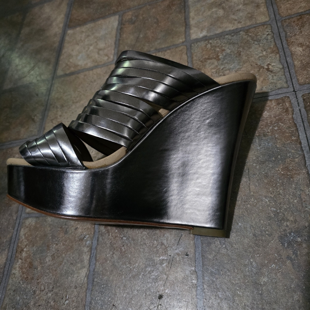 NEW Coach Wedges Bristol Platform Size US 10 Metallic Silver - Picture 3 of 14